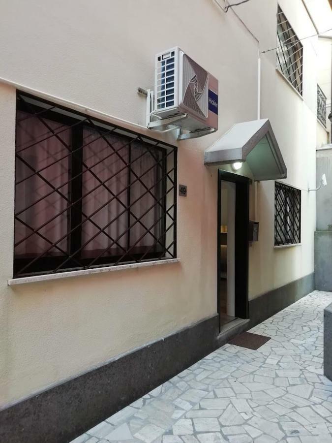 Indipendent Mini Apartment Pescara Centro Exterior foto